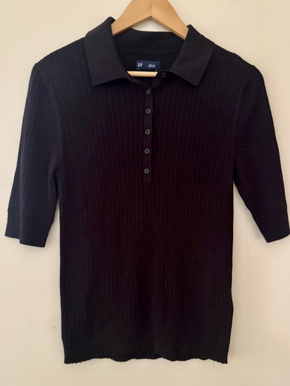 Gap Ribbed Polo Top in Black Size Medium NWT